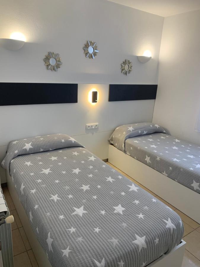 Appartamento Pis Cala Tere Cadaqués Esterno foto