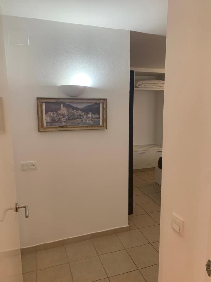 Appartamento Pis Cala Tere Cadaqués Esterno foto